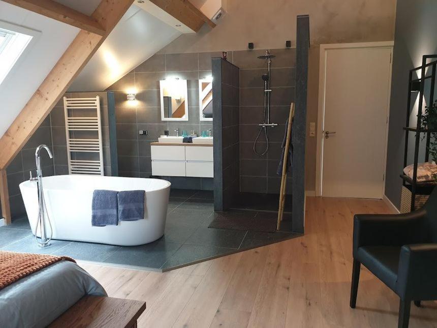 B&B Het Nijenhuis Diffelen Exteriör bild